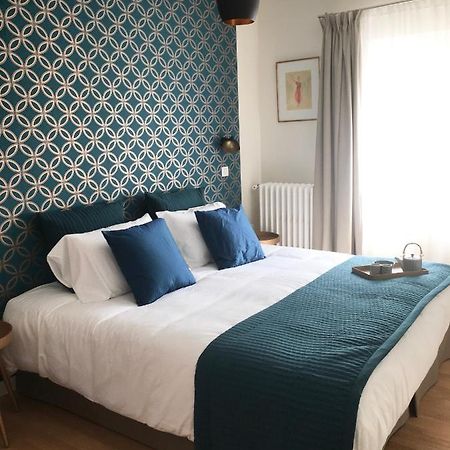 기욤 Les Terres Rouges 06 B&B 외부 사진