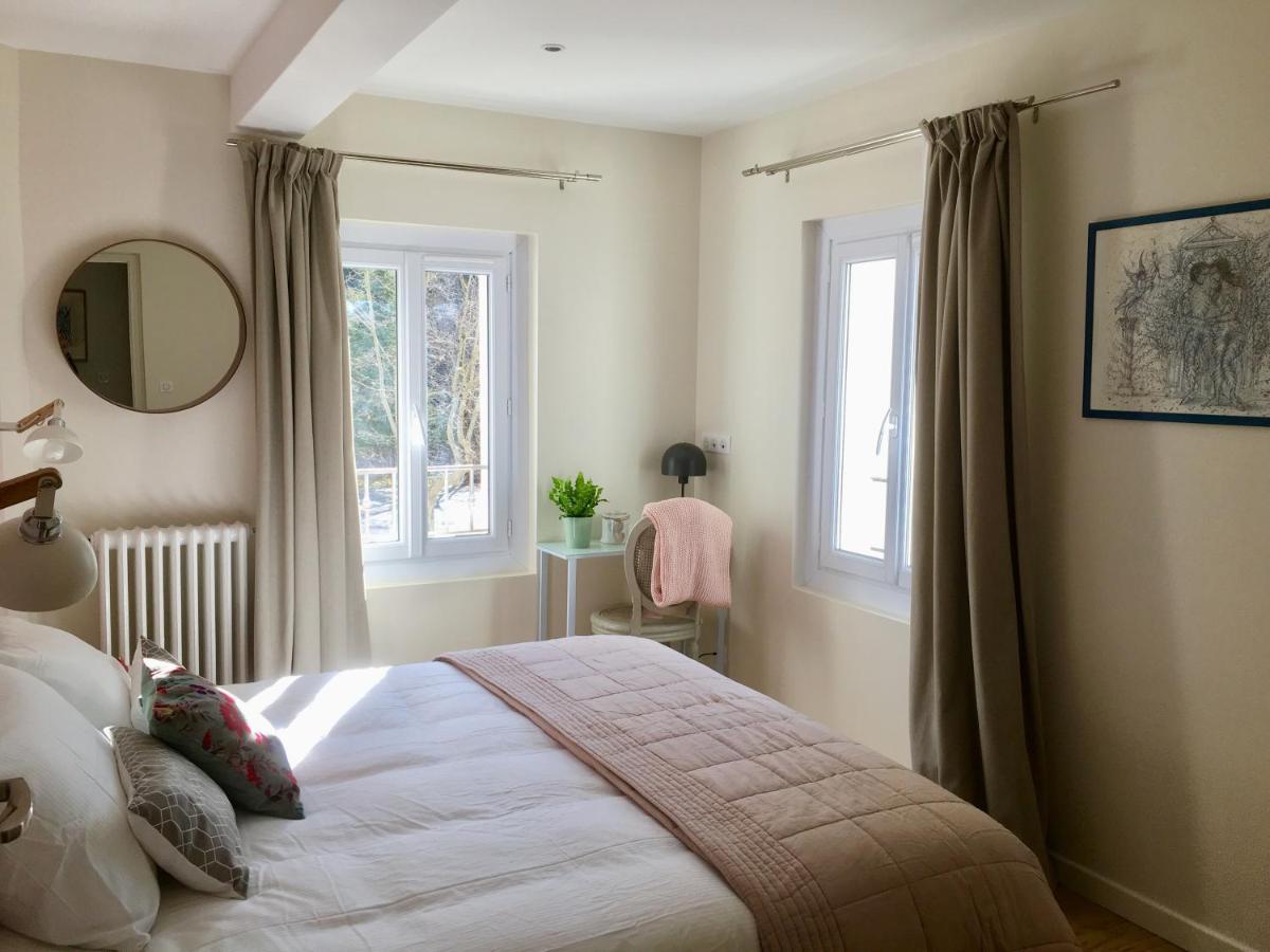 기욤 Les Terres Rouges 06 B&B 외부 사진