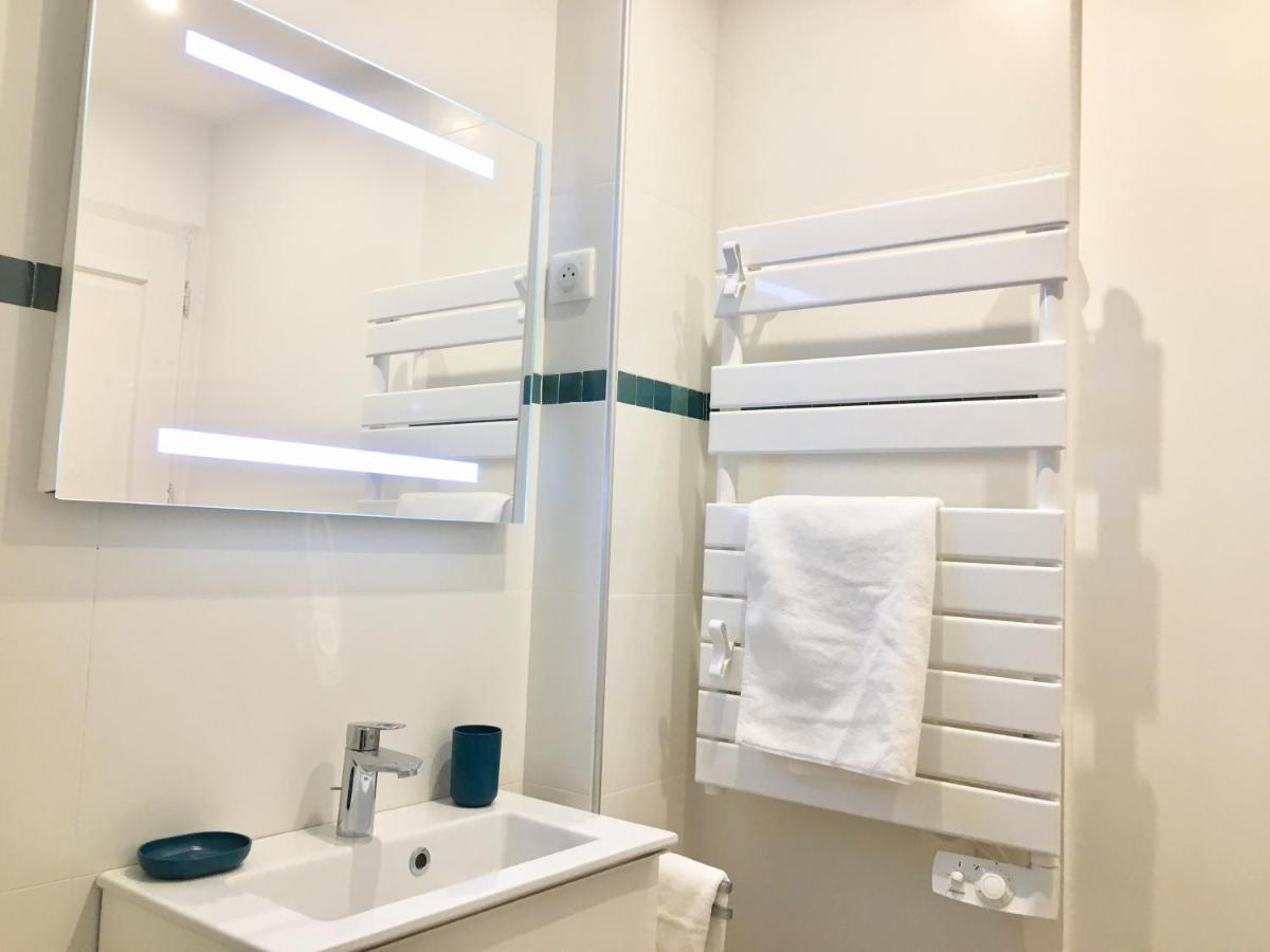 기욤 Les Terres Rouges 06 B&B 외부 사진